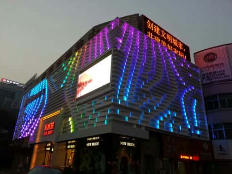 ���̰���