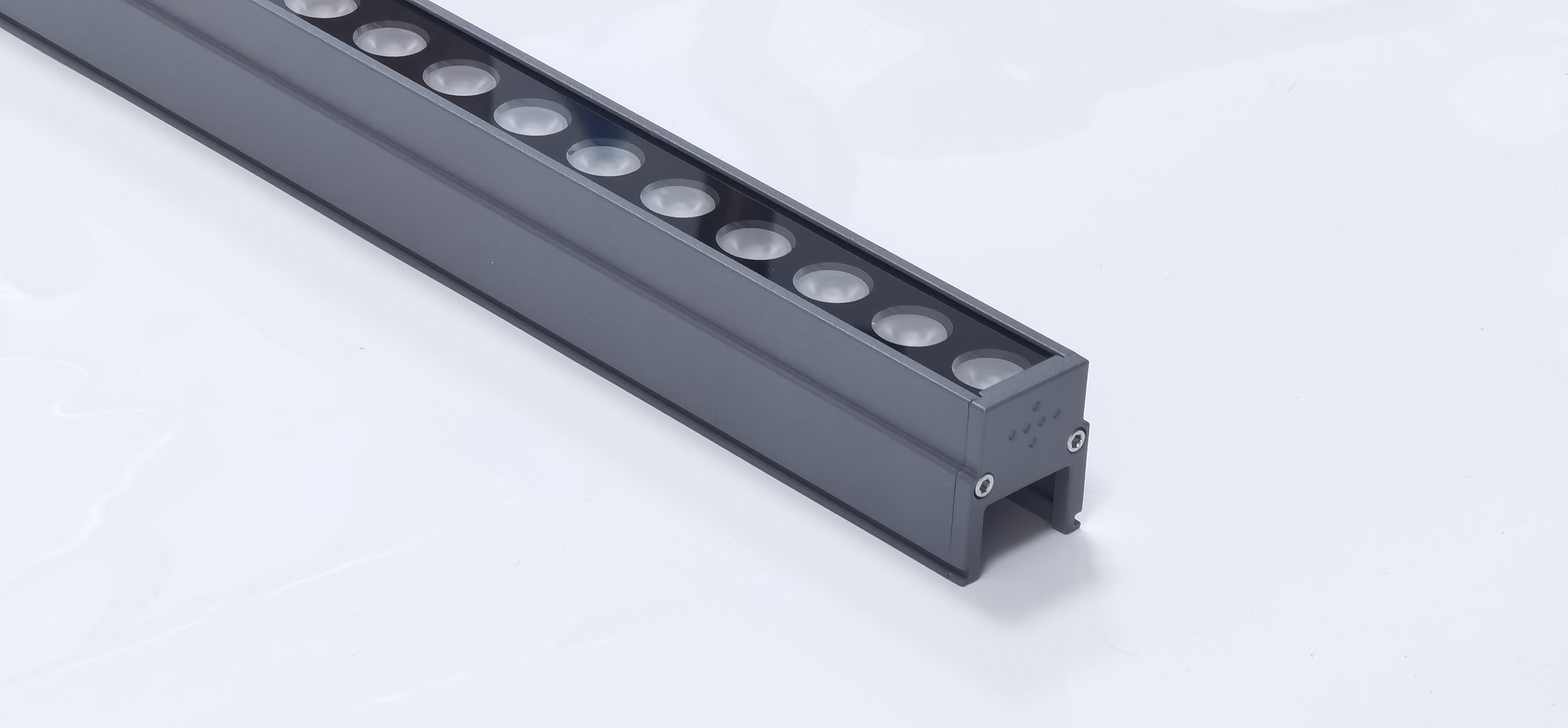 LED���l�� L1000xW27xH37mm